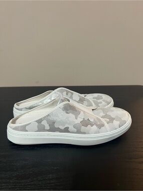 Bos. & Co. Women's RODOS Mule Shoe -LIKE NEW